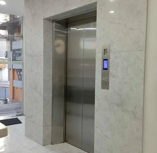 St. Marvin Makati M405 Apartment *